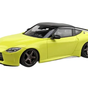 Aoshima Rakupla 1/32 Nissan Rz34 Fairlady Z Yellow Model Kit